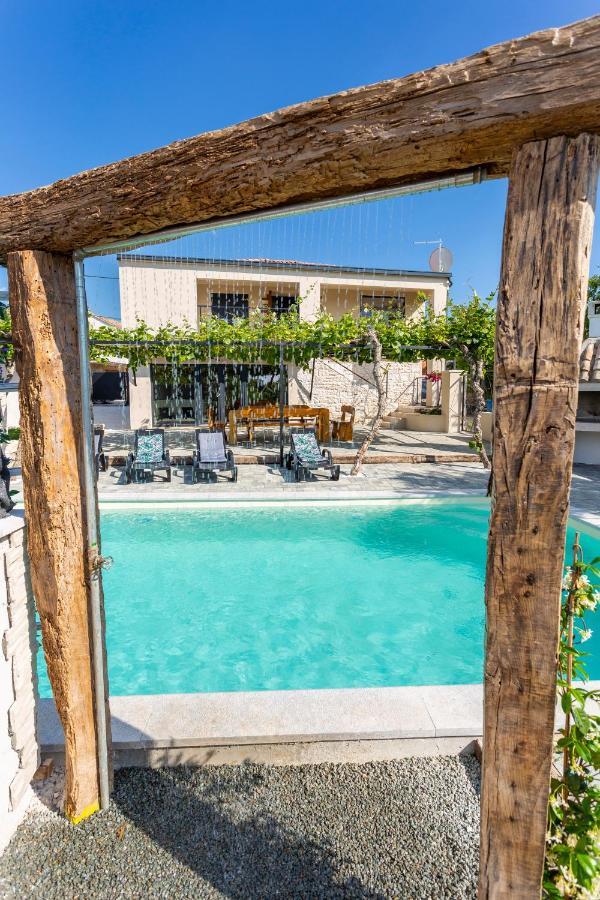 House With Pool Poli Stare Nuoni Villa Žminj Exteriör bild